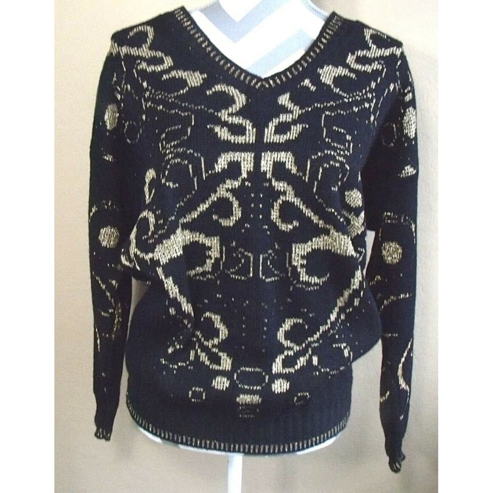 Vintage Worthington Black and Metallic Gold Scroll Pullover Sweater Size…